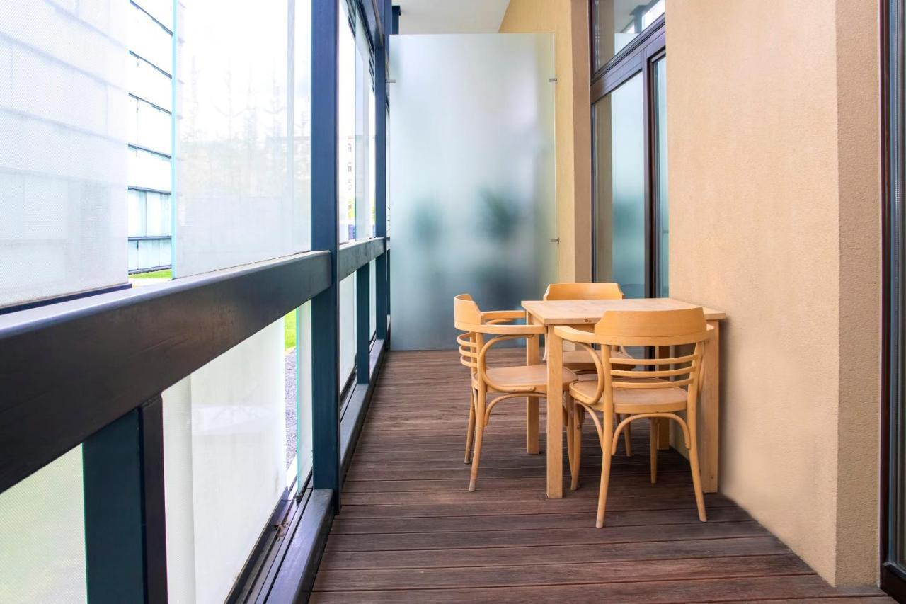 Modern Apartment With Terrace And Air Conditioning Prag Exterior foto