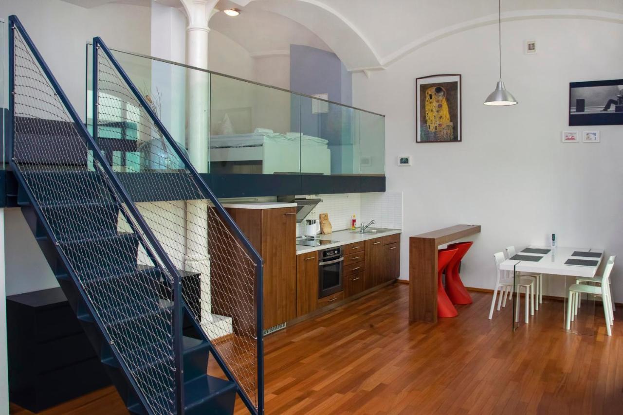 Modern Apartment With Terrace And Air Conditioning Prag Exterior foto